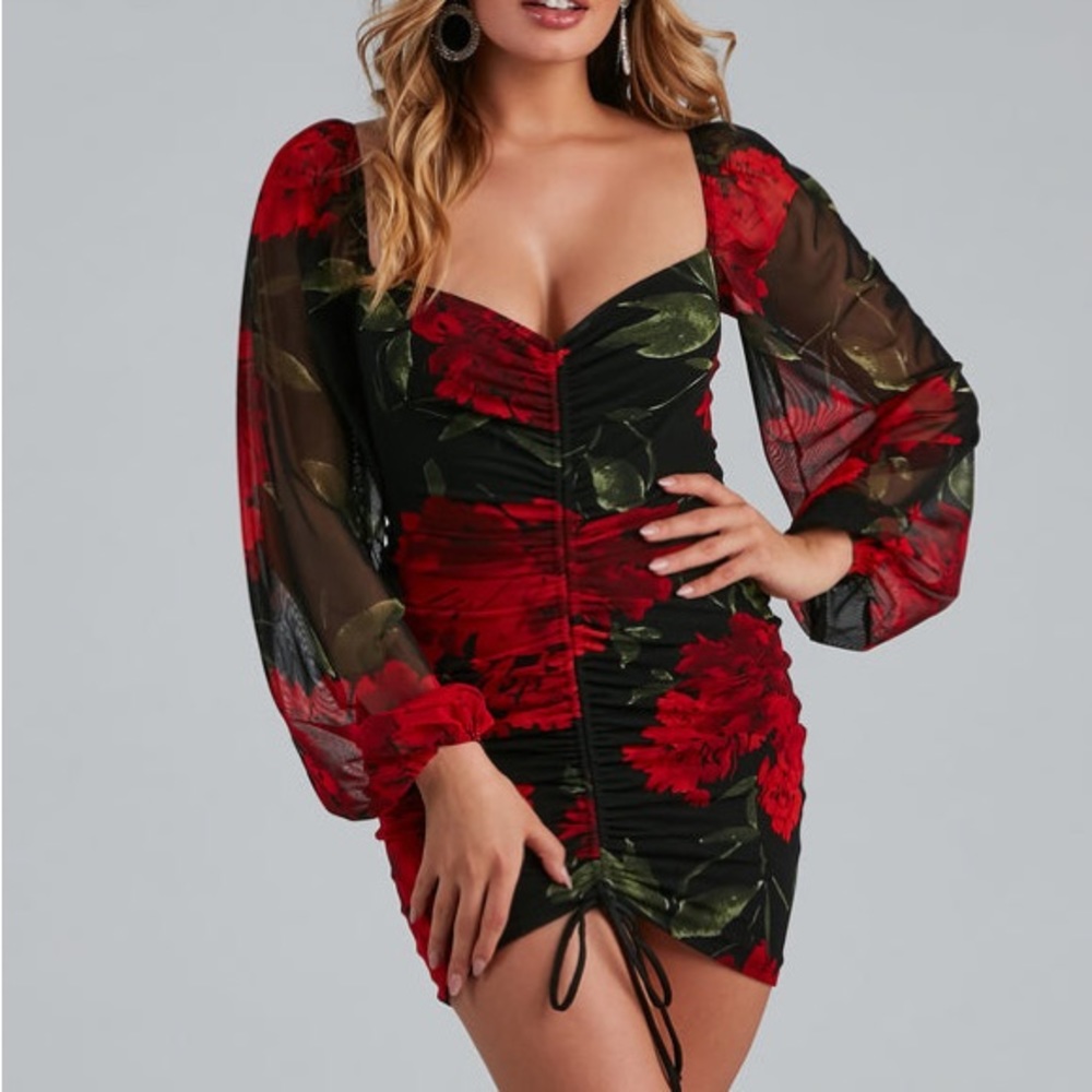 Windsor Black Red Floral Longsleeve Bodycon Dress